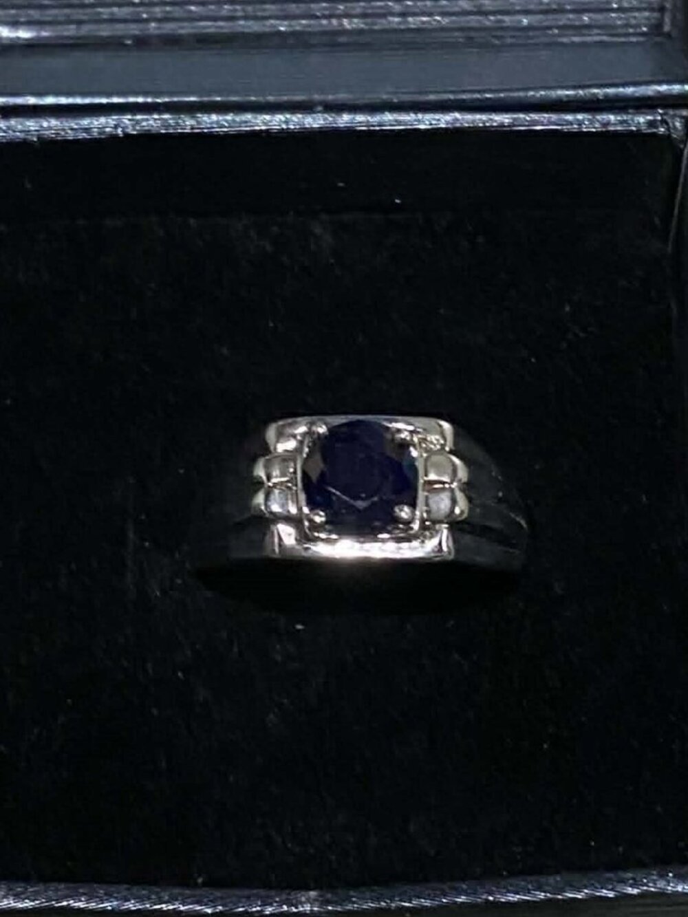 .925 Natural Blue Sapphire ring